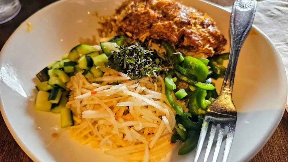 Thai Peanut Quinoa Bowl
